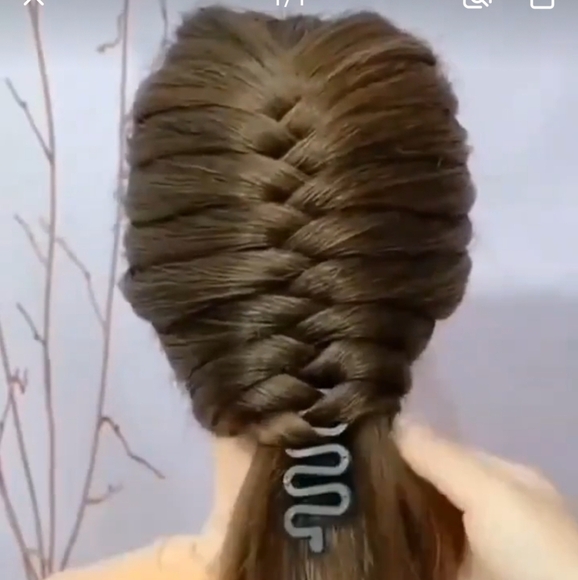 🍡3$30🍡 New in Package Easy to Use Hair Braiding Tool - Picture 4 of 16